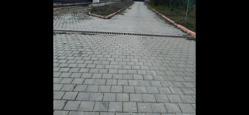 Vand ,Teren ,intravilan ,hala ,moara ,birouri ,ferma ,25000 mp, Bucuresti.